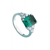 EMERALD TRIANGULAR SIDE RING